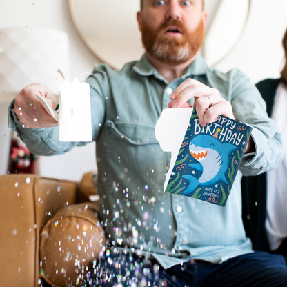 Baby Shark endless birthday prank card with glitter bomb – image 5