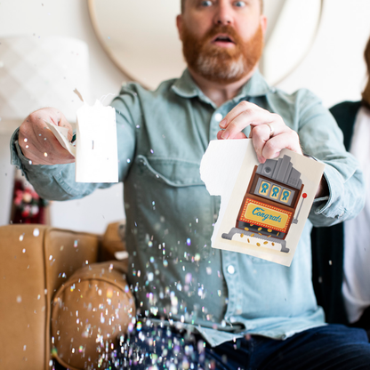 Endless congratulations prank card with glitter bomb – image 4