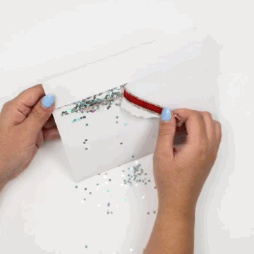 Red glitter bomb trap prank envelope – image 5